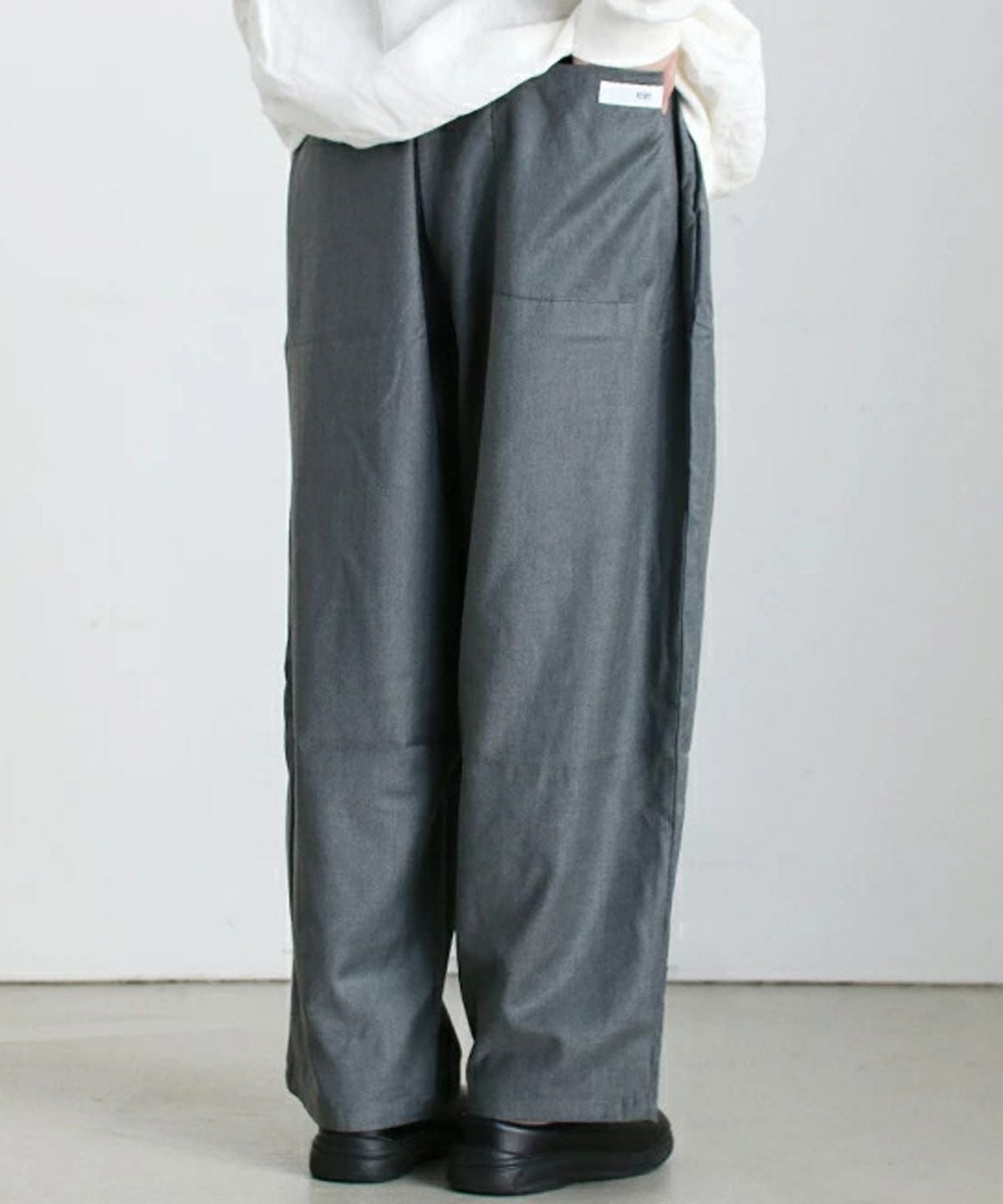 VOIRY ヴォイリー サンデーパンツ グレー