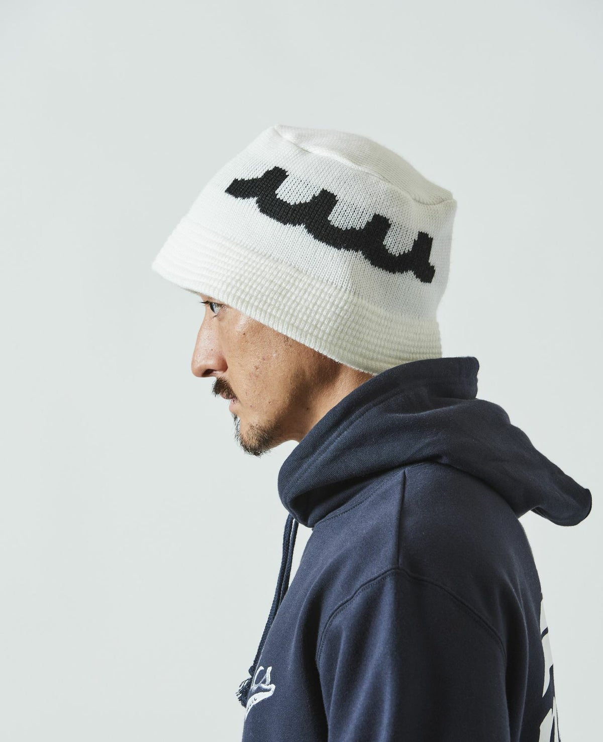 ACANTHUS アカンサス muta ロゴニットバケットハット MA2344