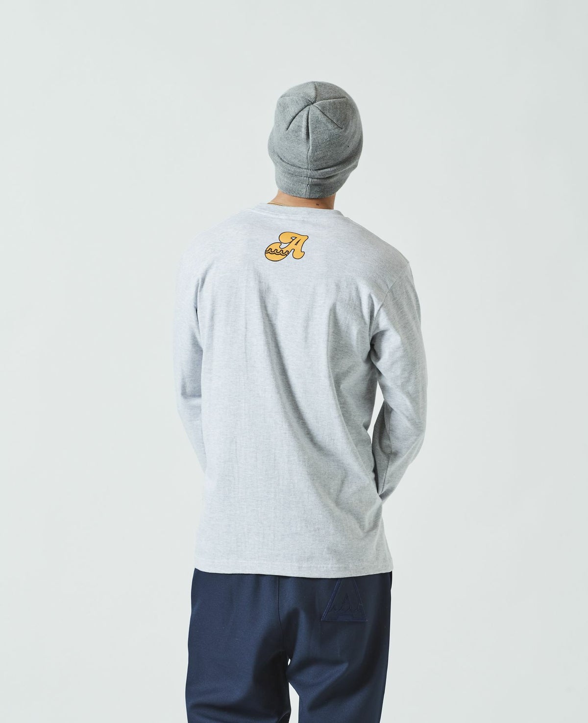 ACANTHUS アカンサス muta カレッジロゴ 長袖Tシャツ MA2337