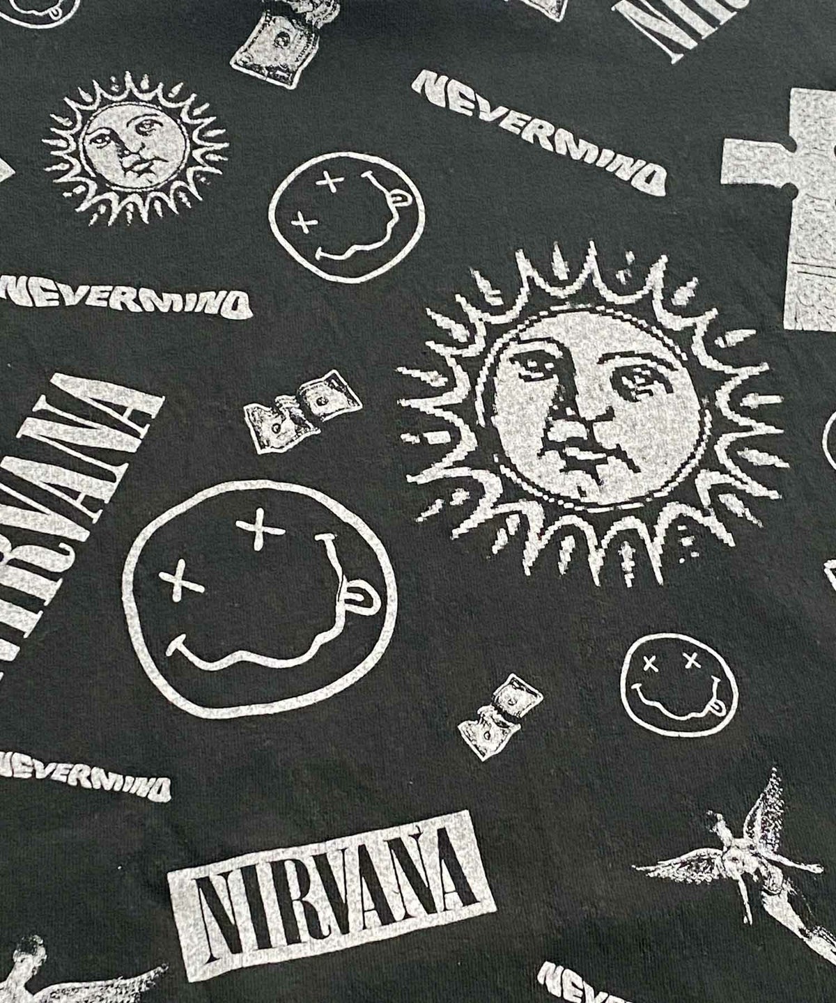 ニルヴァーナ カートコバーン ヴィンテージTシャツ 総柄 ブート