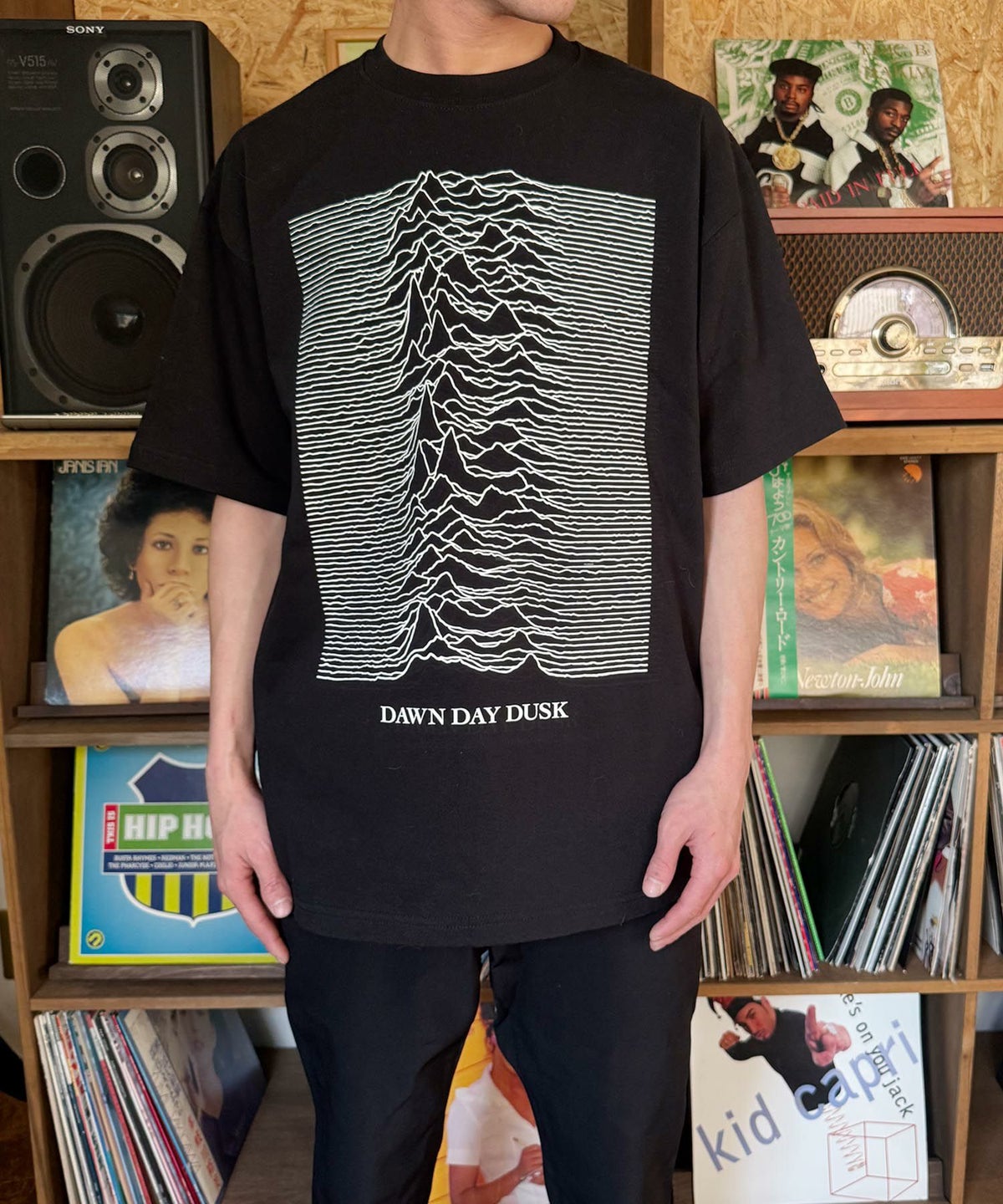 NOPE ジョイデヴィジョン Tシャツ 着用写真