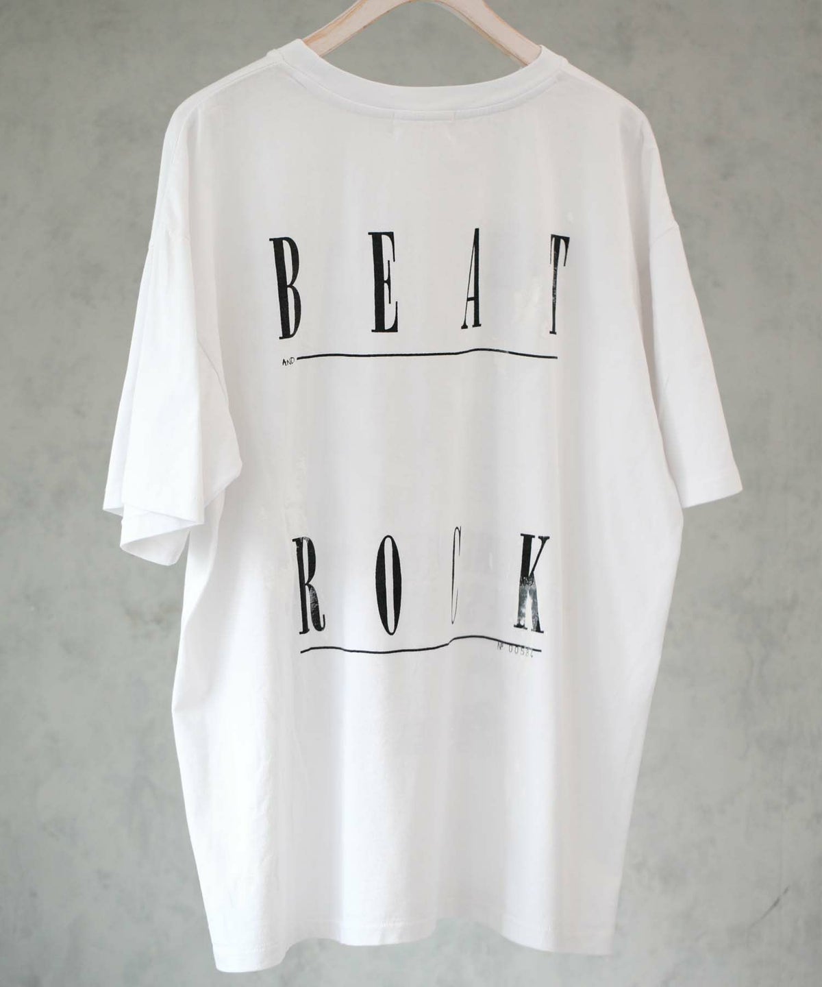 minami Anderson ミナミアンダーソン Tシャツ