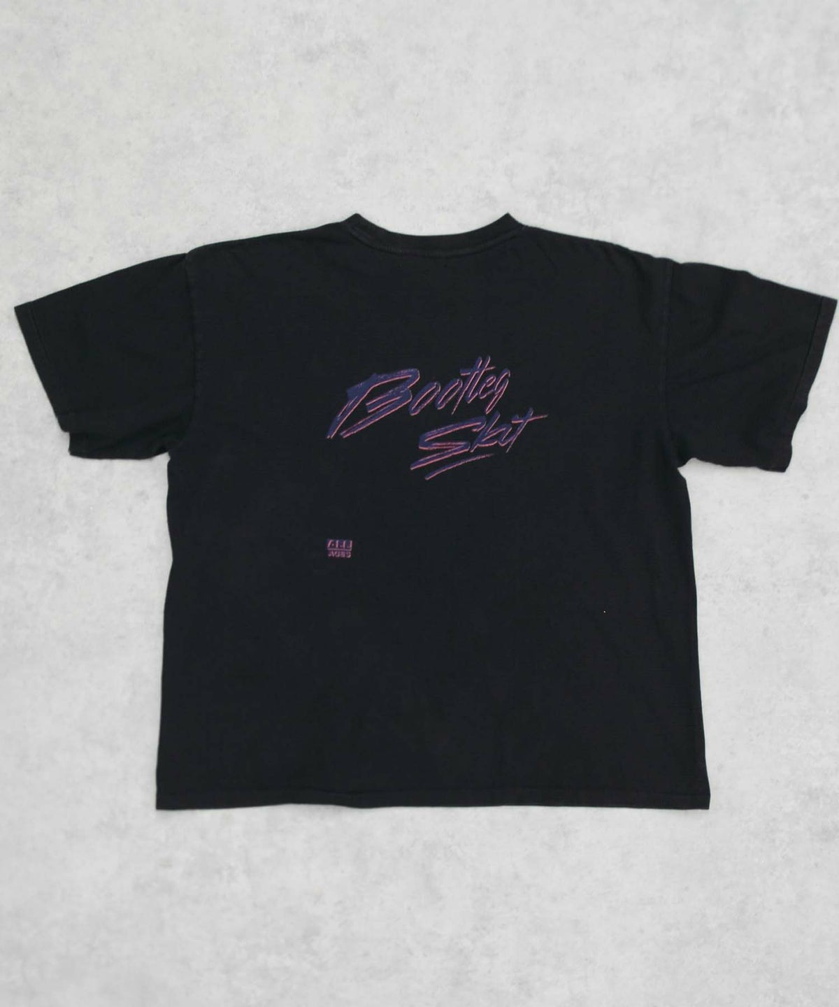 minami Anderson ミナミアンダーソン グラフィックTシャツ