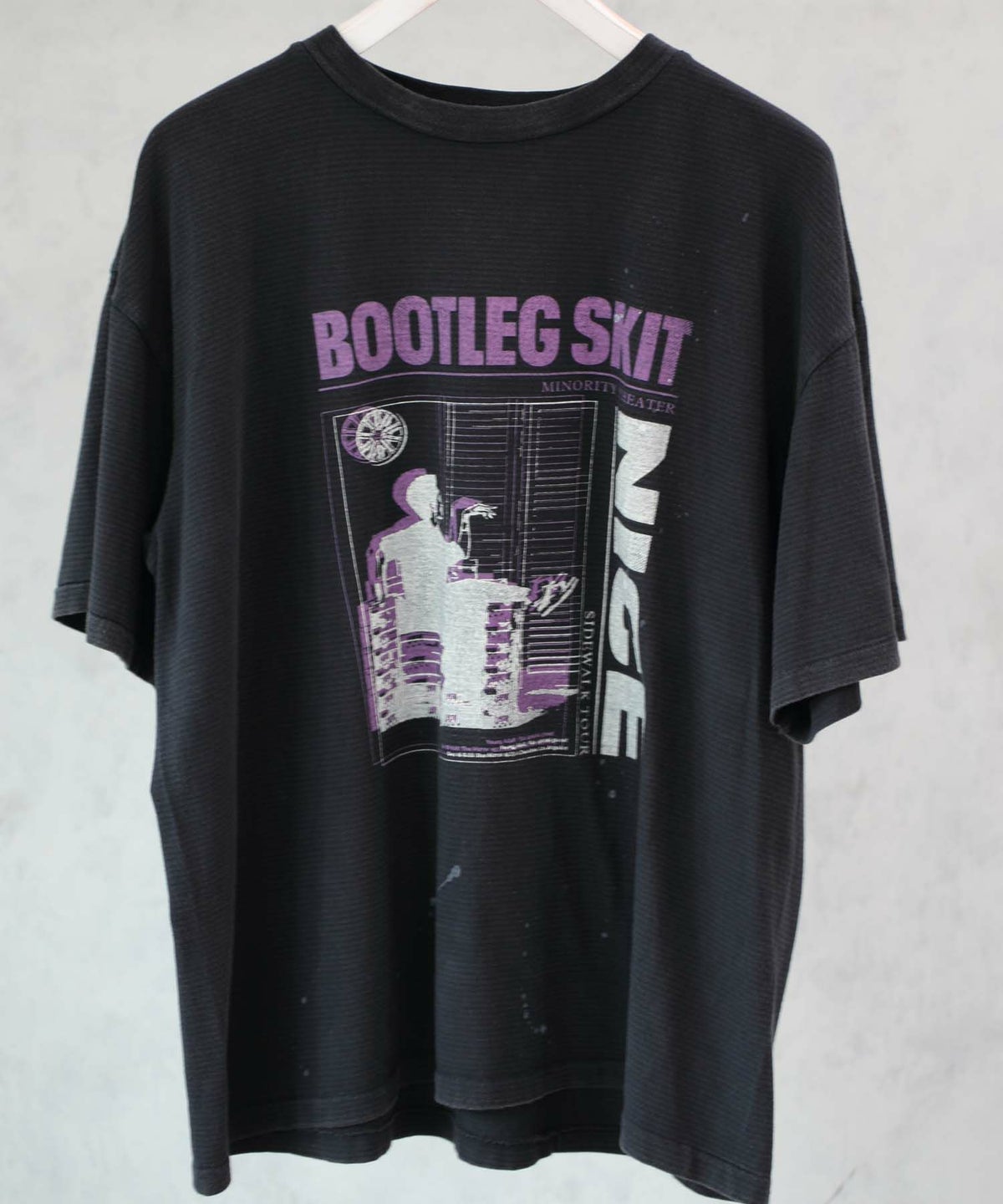 minami Anderson ミナミアンダーソン グラフィックTシャツ