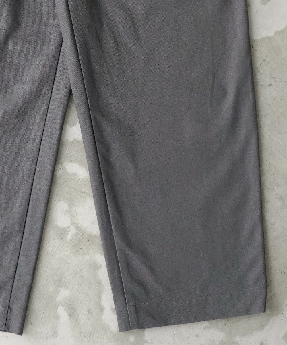 UITU TUCK TROUSERS UUP-004 チノパンツ