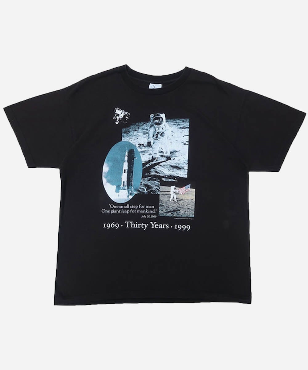 COTTON EXPRESSIONS One Small Step Tシャツ